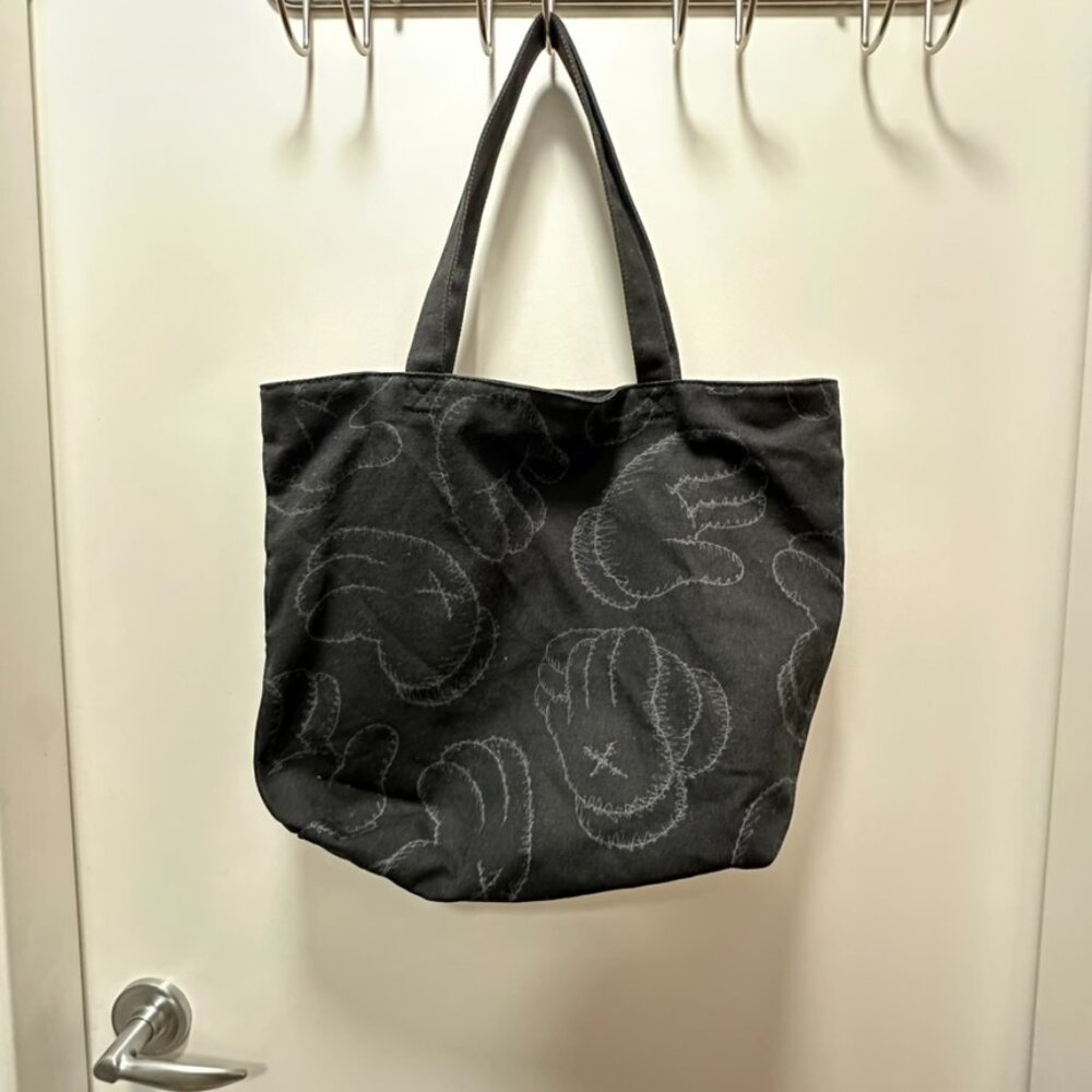 Uniqlo x KAWS tote bag